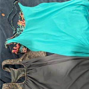 Old Navy & Forever 21 Active Tanks